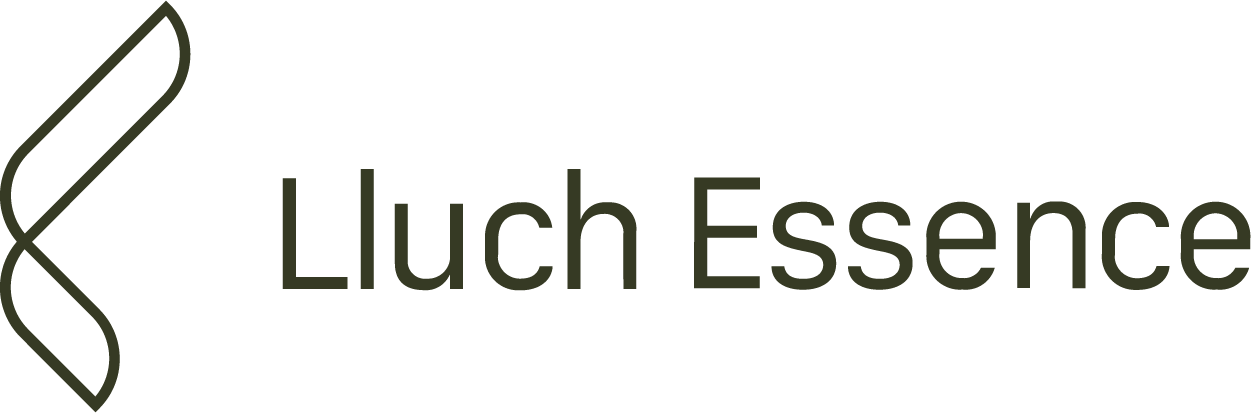 lluch-essence